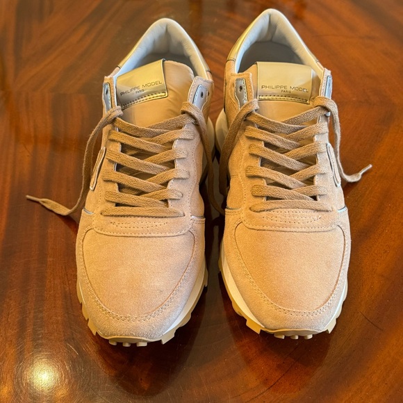 NWT Philippe Model Tropez Haute Low Daim Beige - Size 40 - Picture 13 of 17